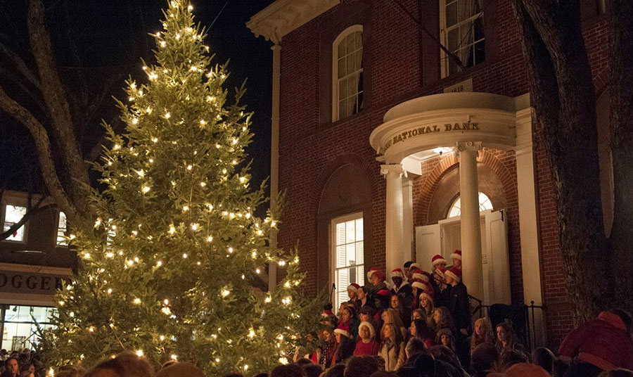 Top 10 Reasons to Start a Nantucket Holiday Tradition.