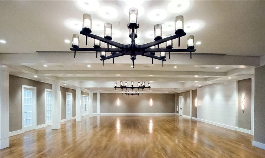 Top Reasons to Stay at the Inn at White Elephant Village